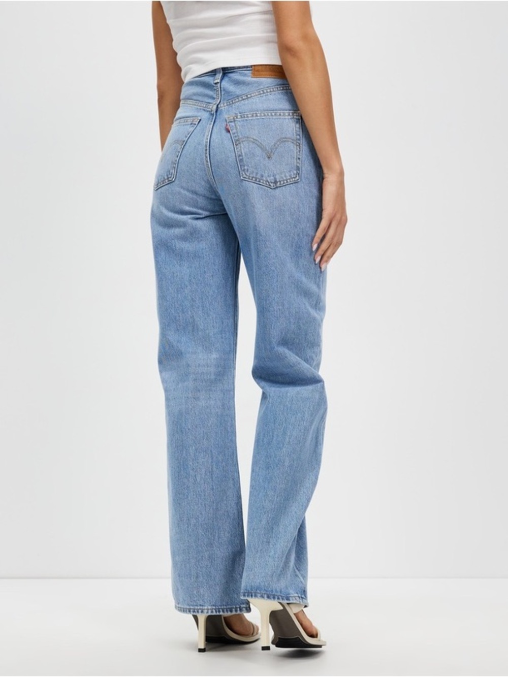 LEVI’S Ribcage Wide Leg Jeans - Picture 15 of 15